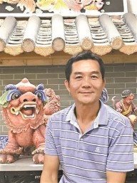 广州灰塑国家级非遗传承人：“屋顶匠人”风雨37载